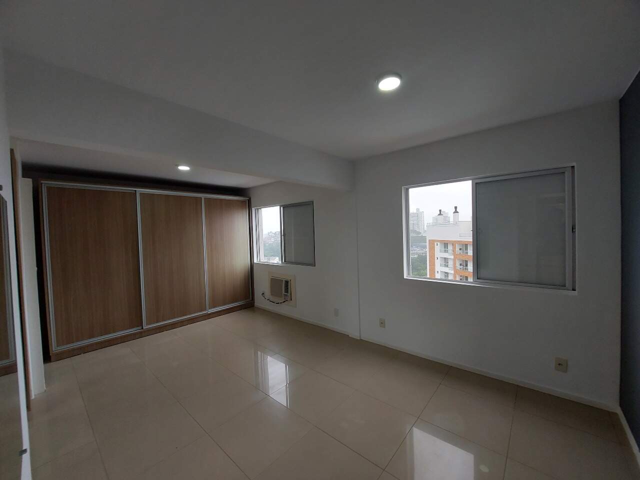 Apartamento duplex para aluguel no Estreito: