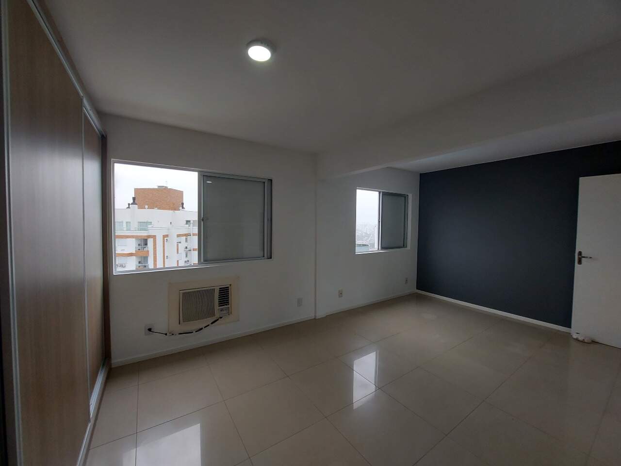 Apartamento duplex para aluguel no Estreito: