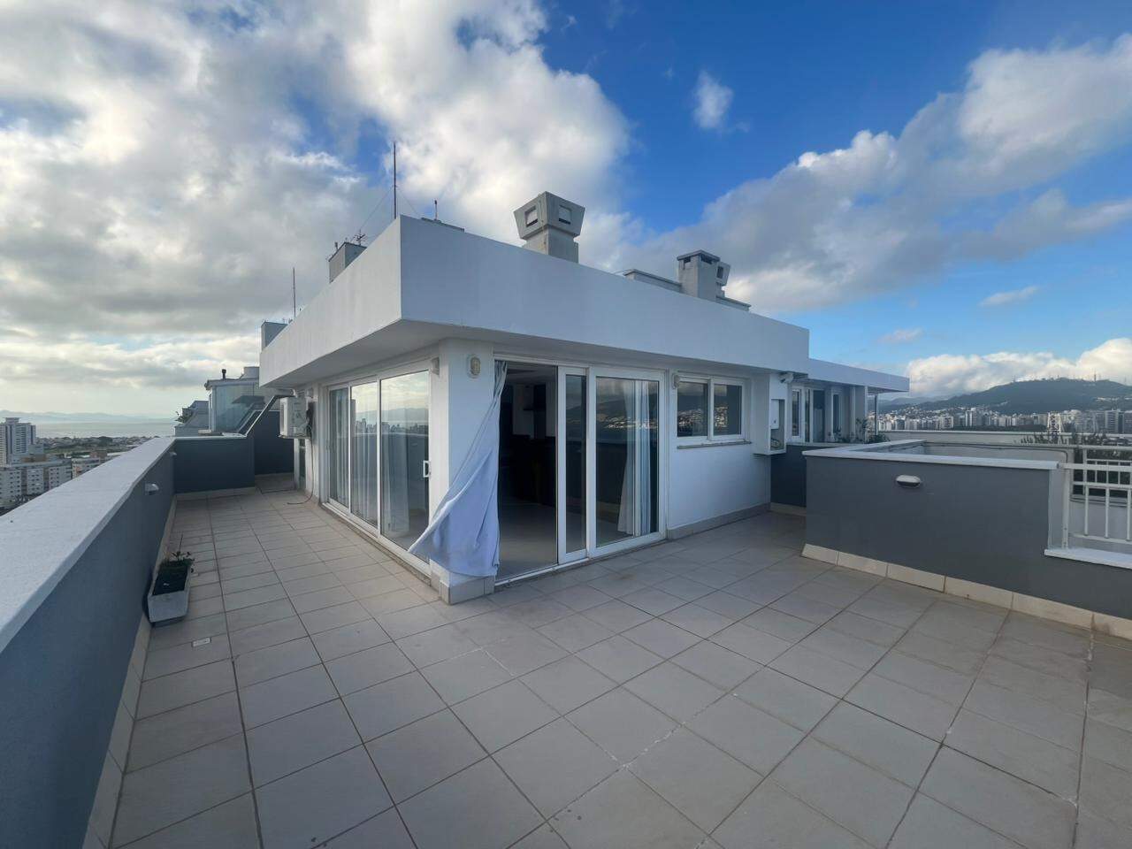 Apartamento duplex para aluguel no Estreito: 