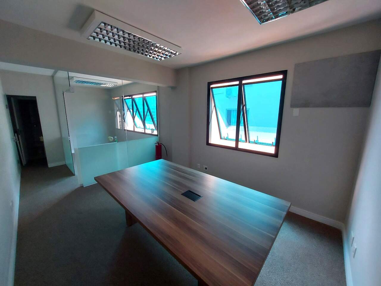 Sala para aluguel no Centro: 