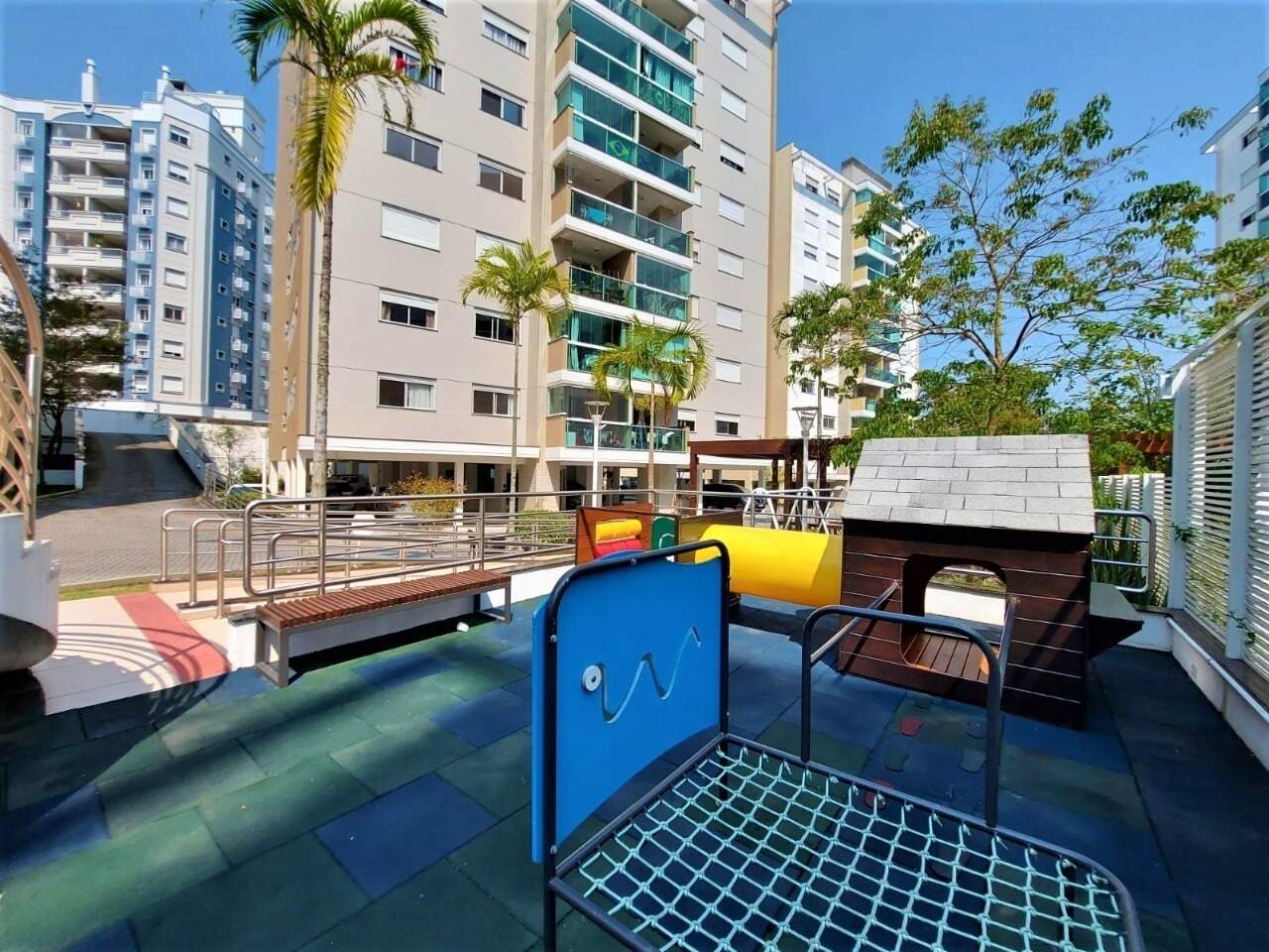 Apartamento para aluguel no Itacorubi: 