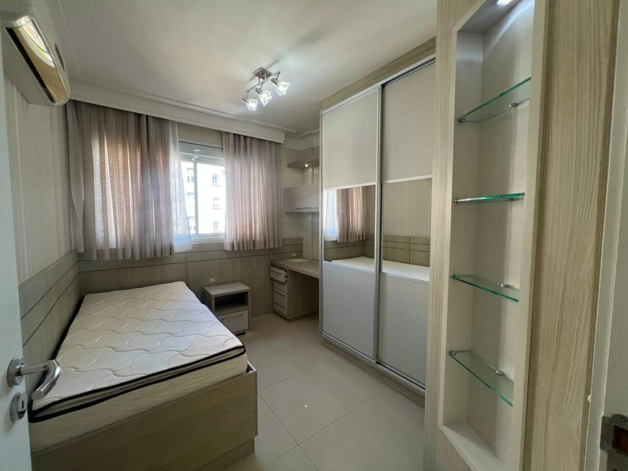 Apartamento para aluguel no Itacorubi: