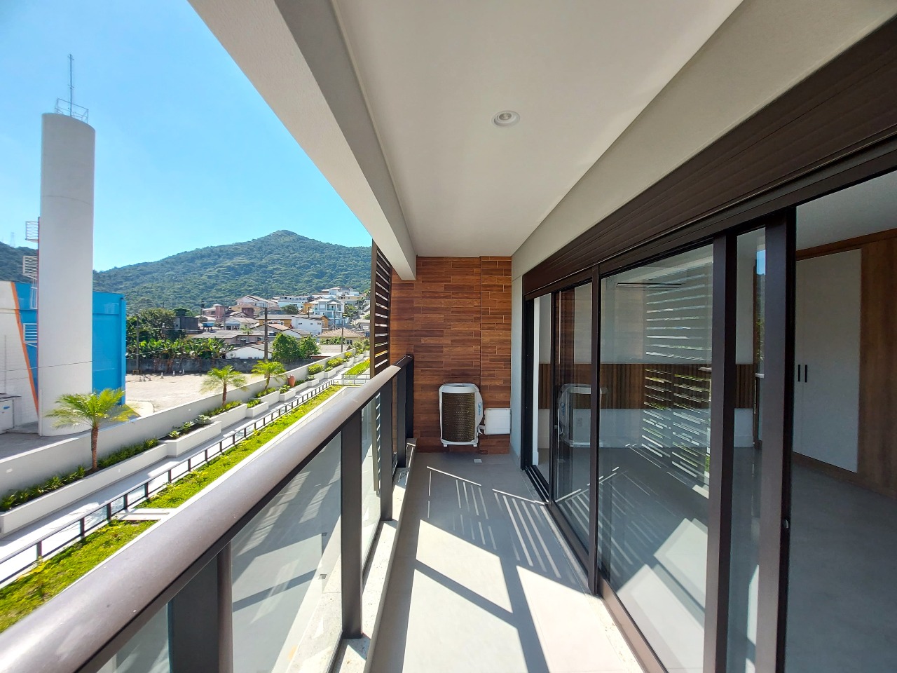 Apartamento para aluguel no Saco Grande: 