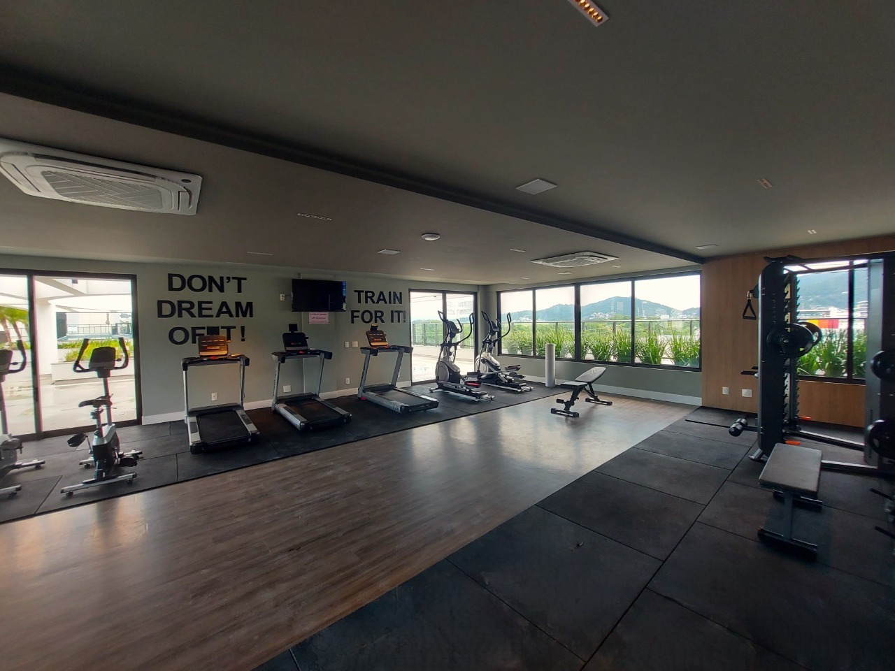 Apartamento para aluguel no Saco Grande: 