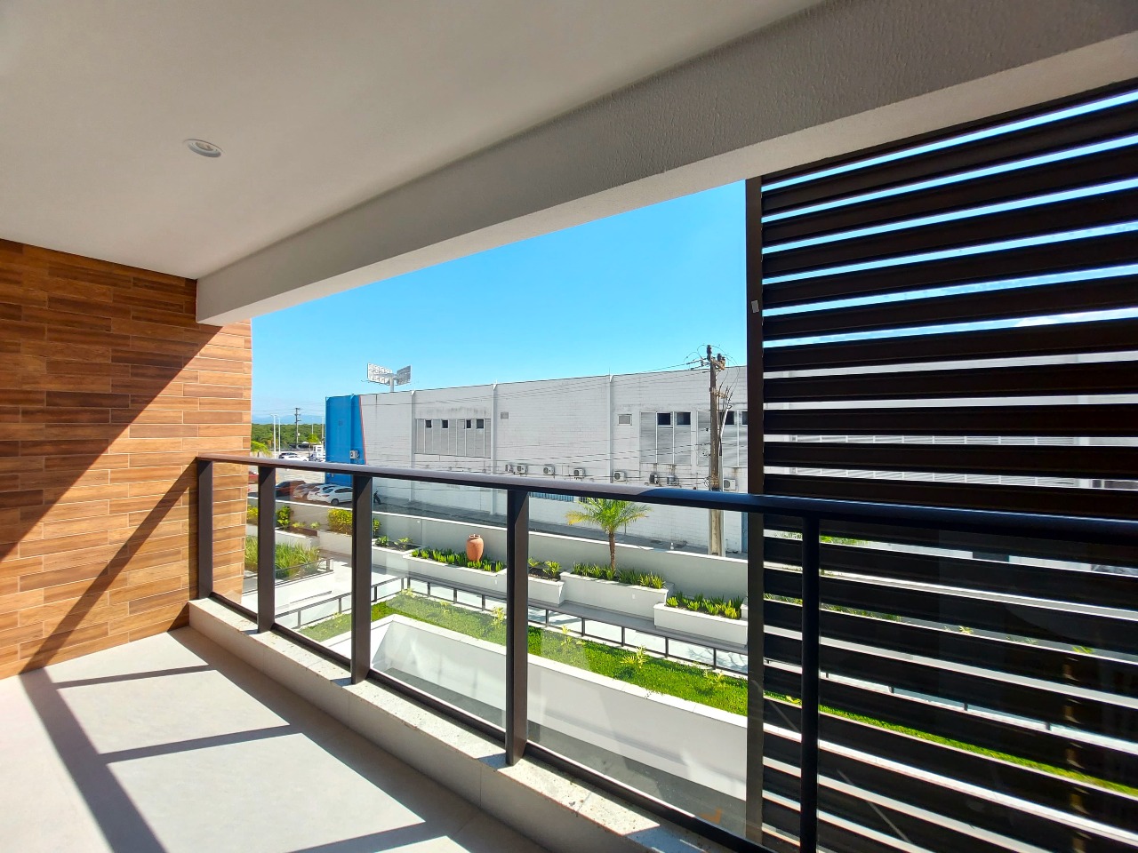 Apartamento para aluguel no Saco Grande: 