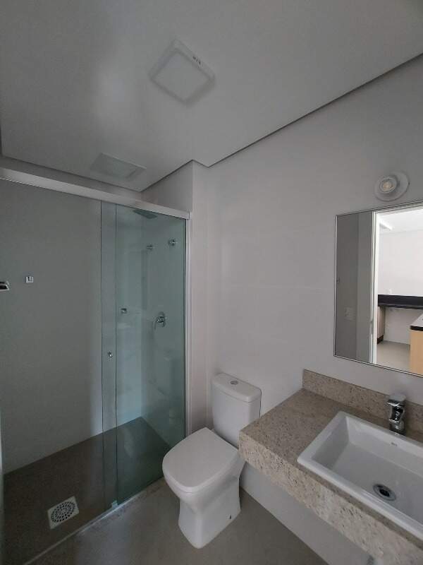 Apartamento para aluguel no Saco Grande: 