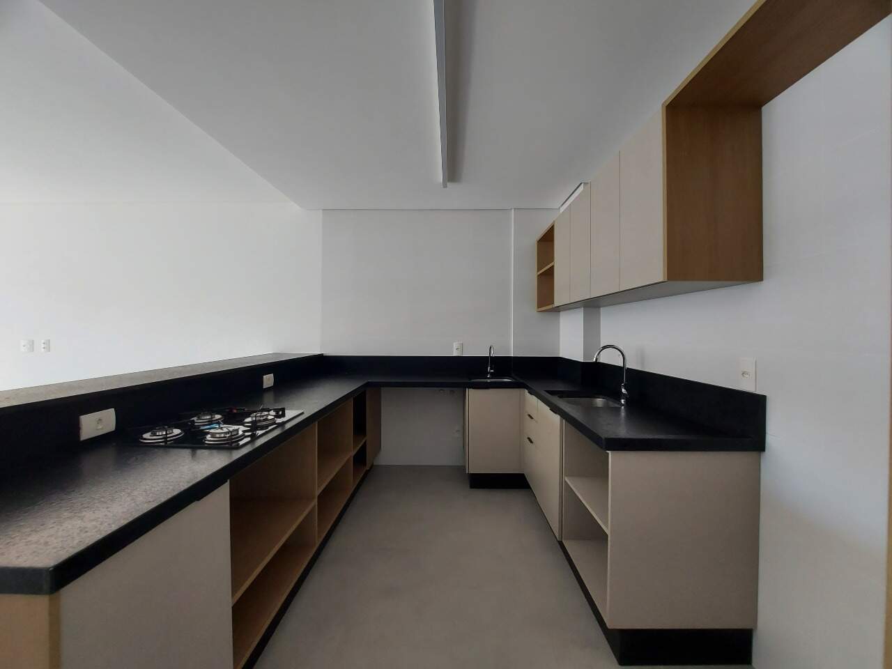 Apartamento para aluguel no Saco Grande: 