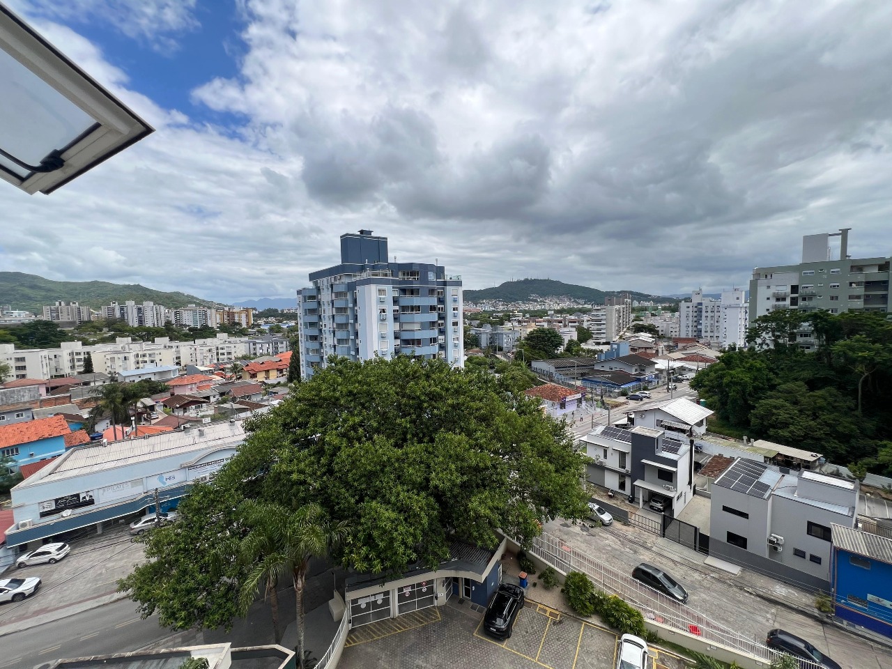 Apartamento para aluguel no Itacorubi: 