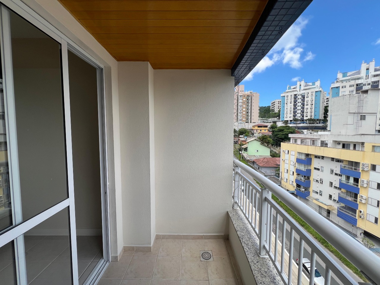 Apartamento para aluguel no Itacorubi: 