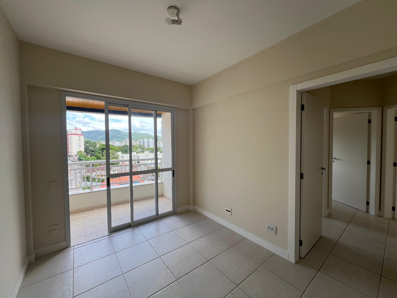 Apartamento para aluguel no Itacorubi: 