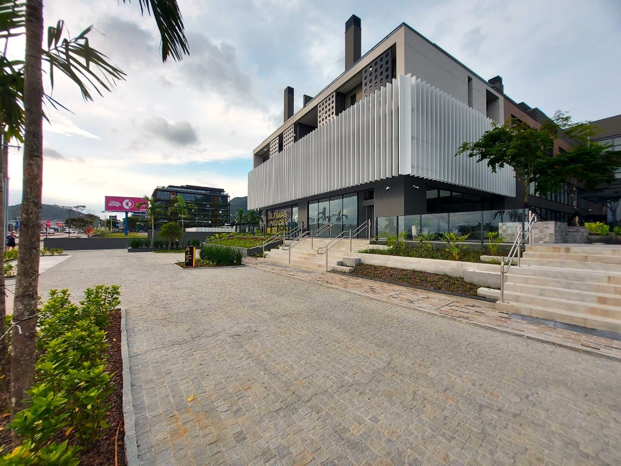 Loja para aluguel no Saco Grande: