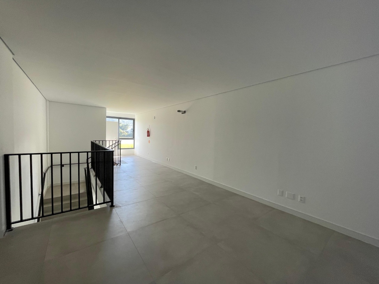 Loja para aluguel no Saco Grande: