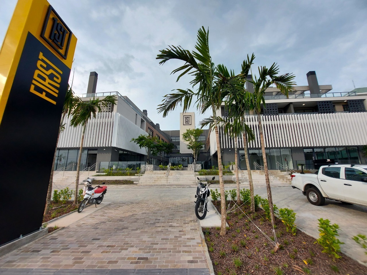 Loja para aluguel no Saco Grande: