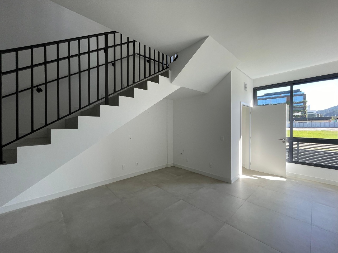 Loja para aluguel no Saco Grande: