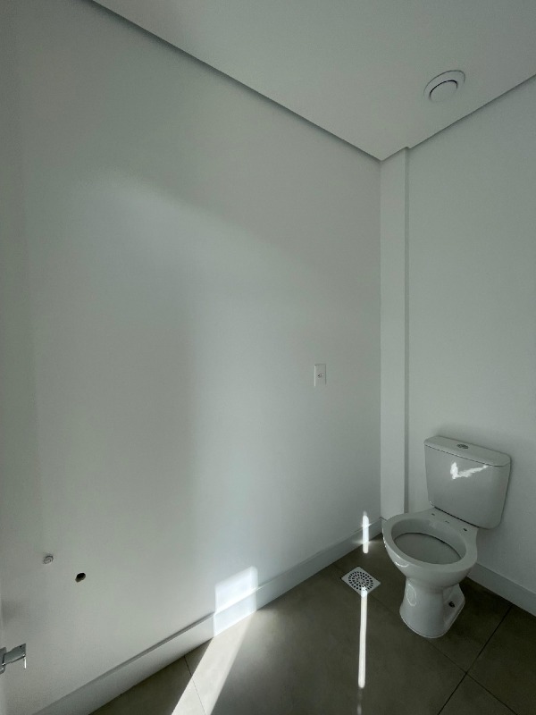 Loja para aluguel no Saco Grande: