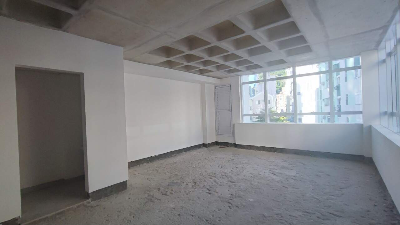 Sala para aluguel no Centro: 