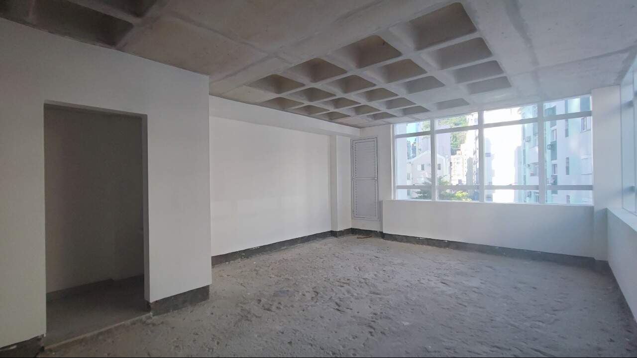 Sala para aluguel no Centro: 