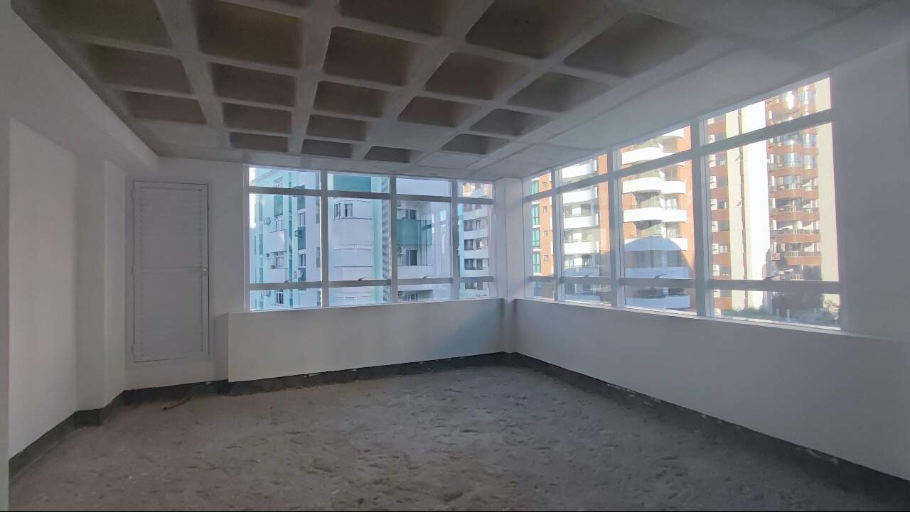 Sala para aluguel no Centro: 