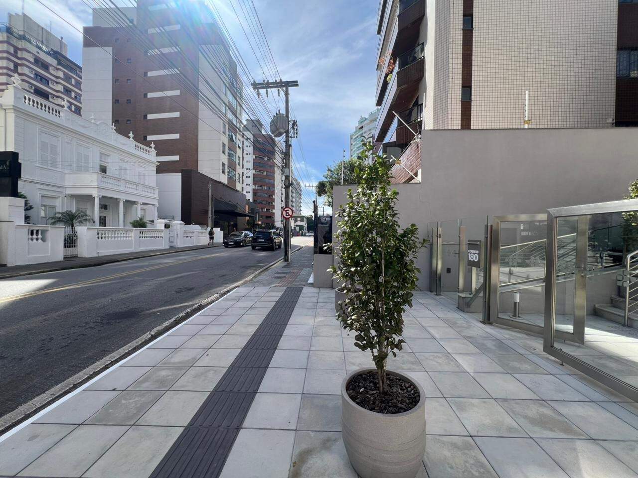 Sala para aluguel no Centro: 