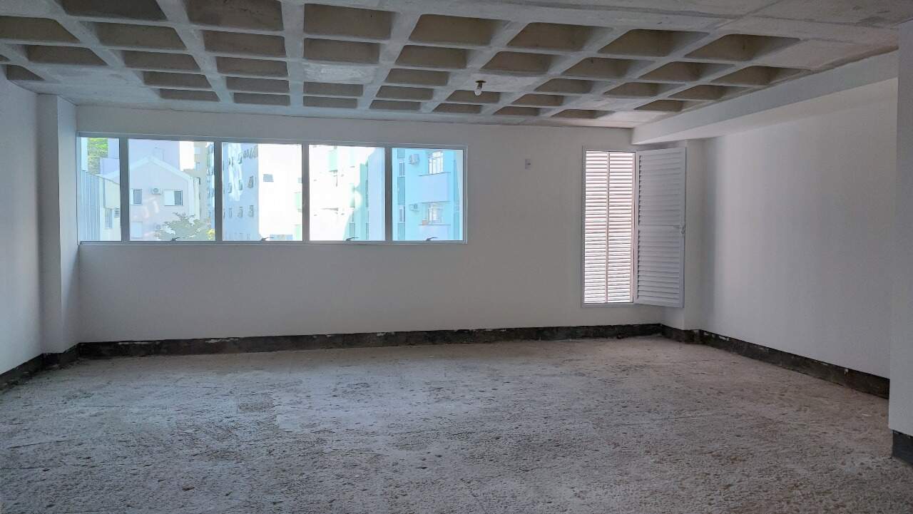 Sala para aluguel no Centro: 