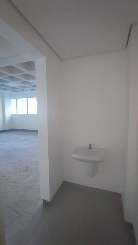 Sala para aluguel no Centro: 