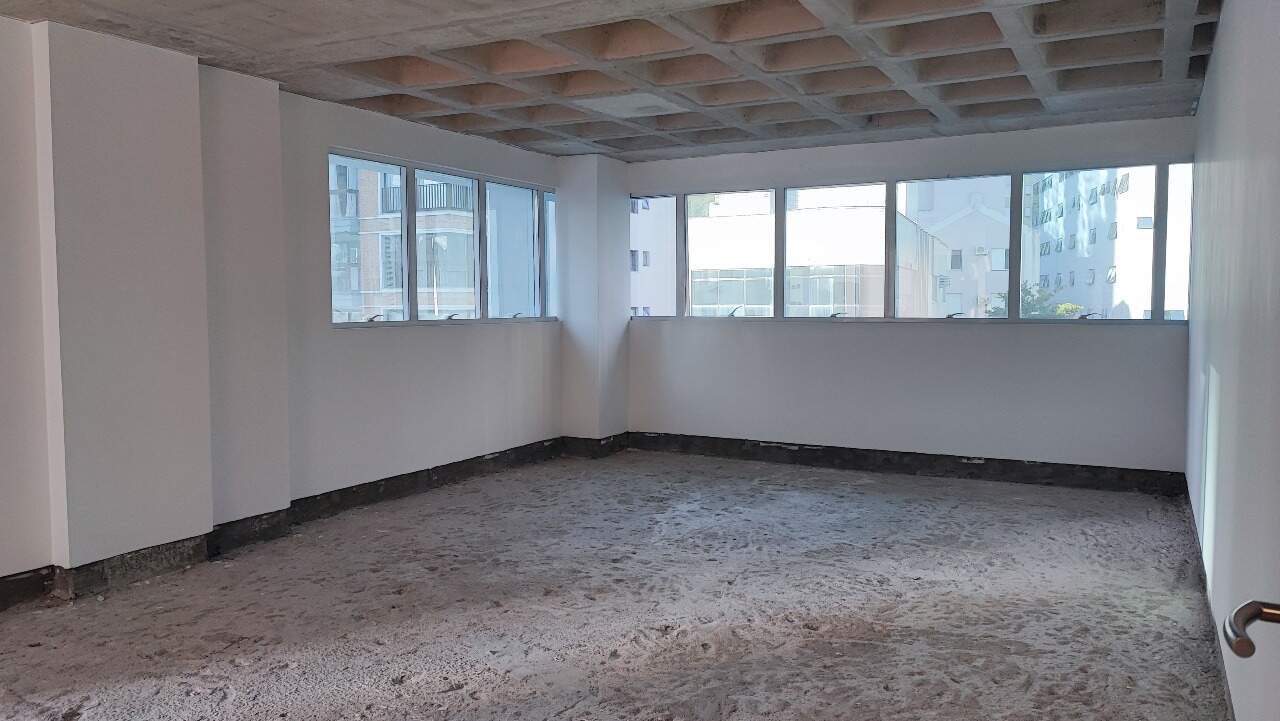 Sala para aluguel no Centro: 