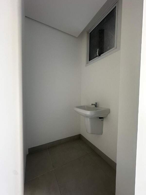 Sala para aluguel no Centro: 