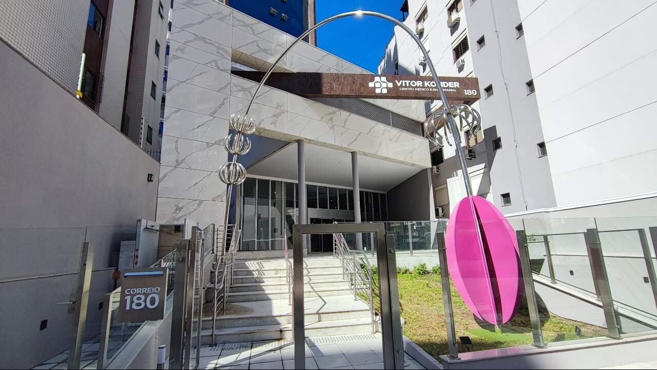 Sala para aluguel no Centro: 
