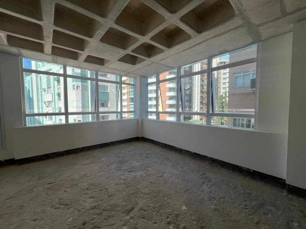 Sala para aluguel no Centro: 