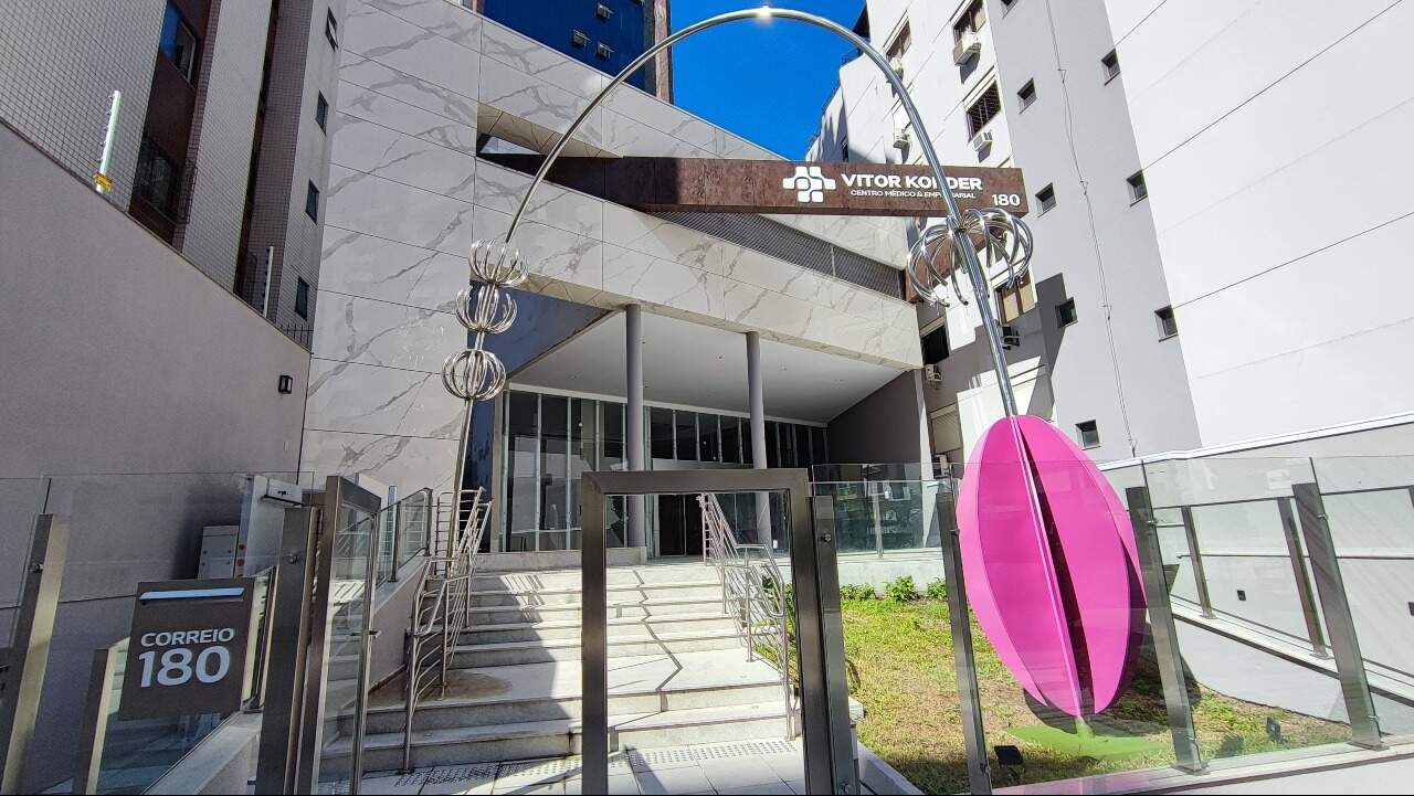 Sala para aluguel no Centro: 