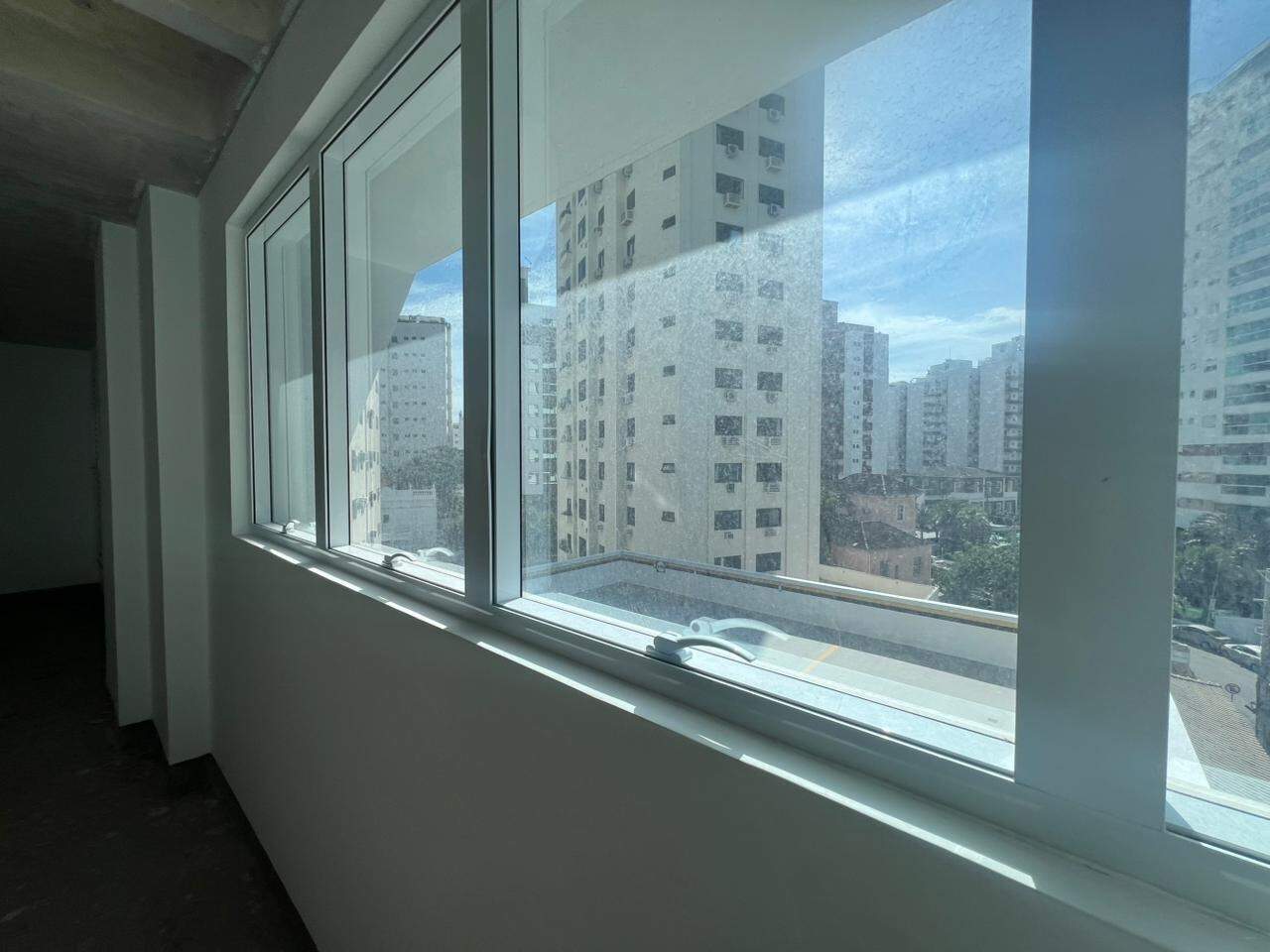 Sala para aluguel no Centro: 