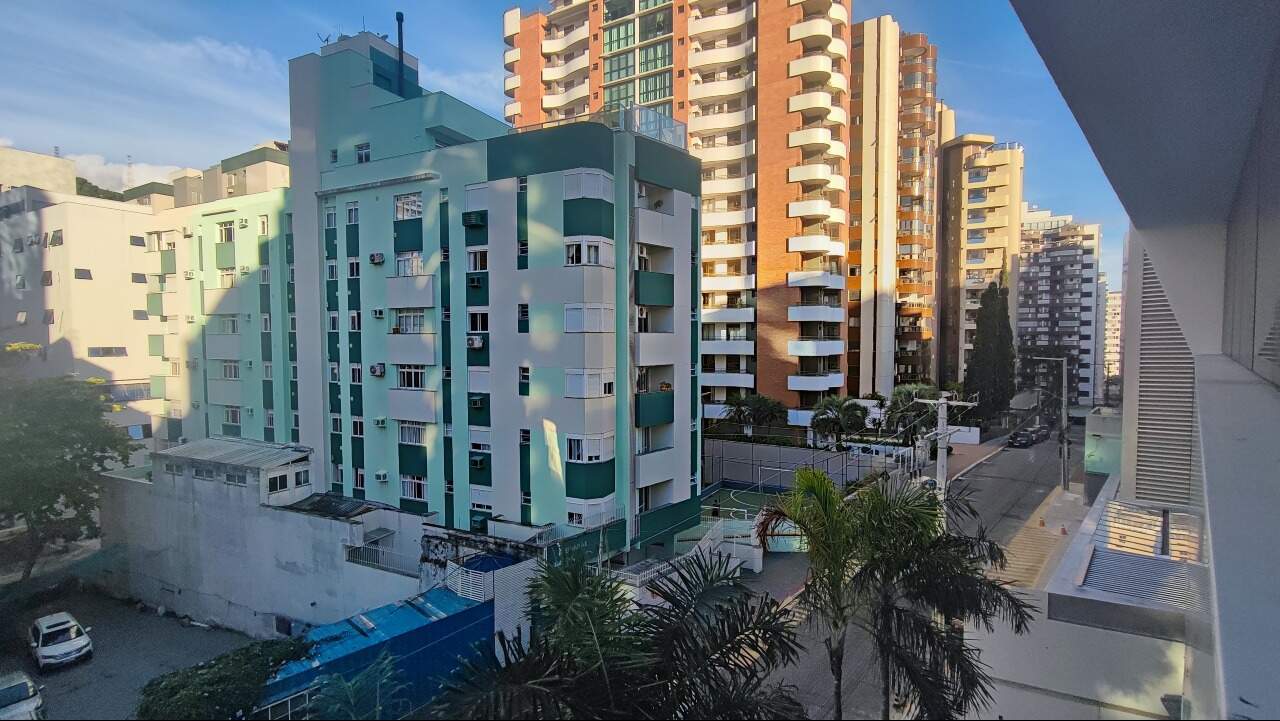 Sala para aluguel no Centro: 