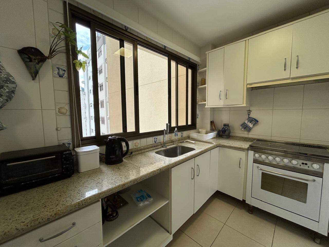Apartamento para aluguel no Centro: 