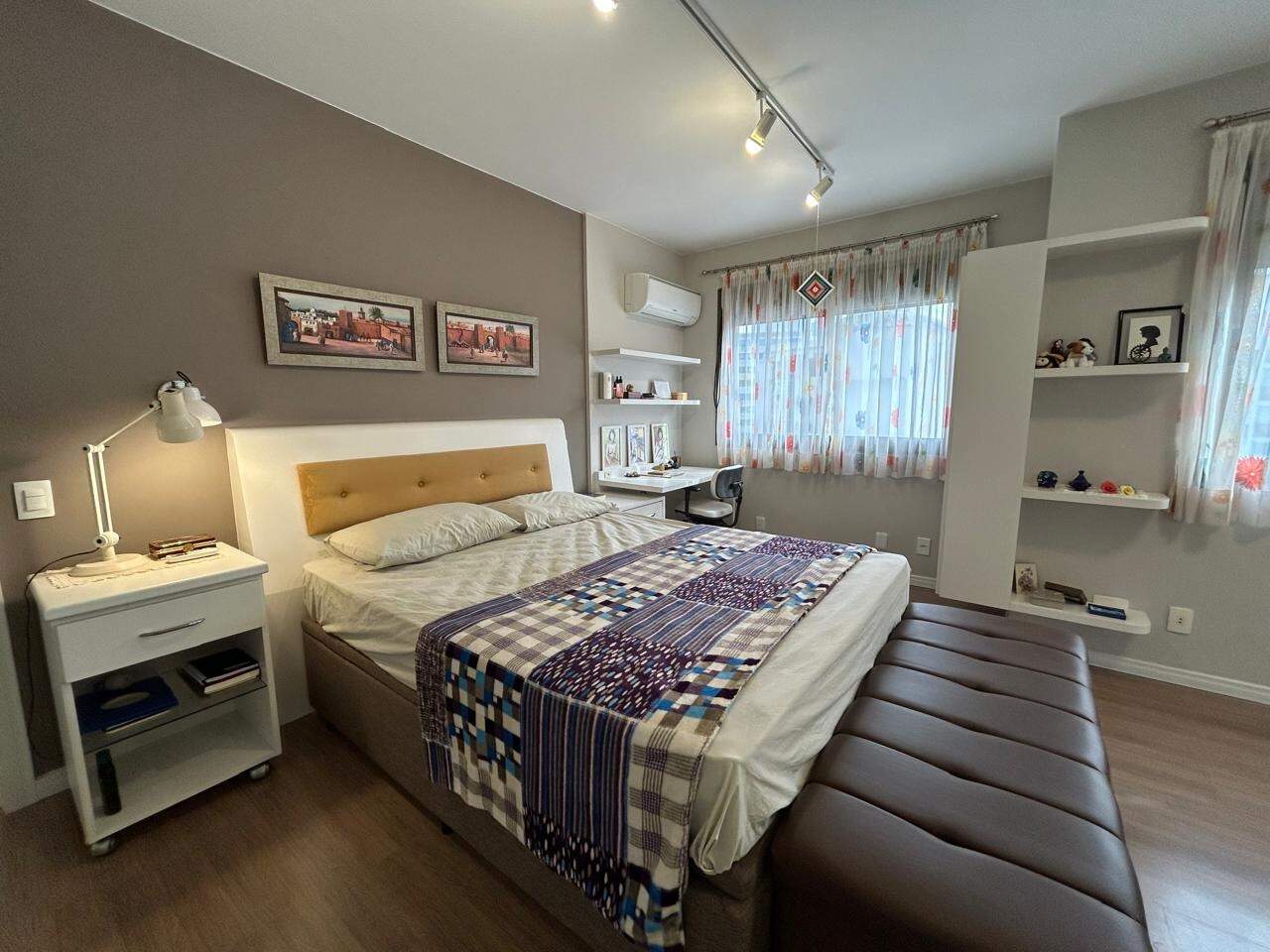 Apartamento para aluguel no Centro: 