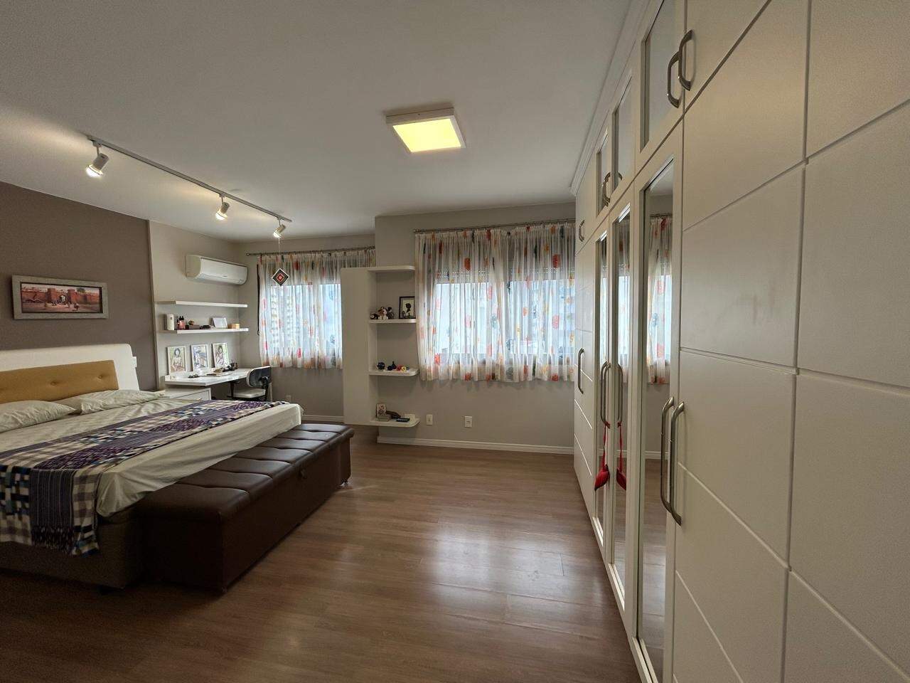 Apartamento para aluguel no Centro: 