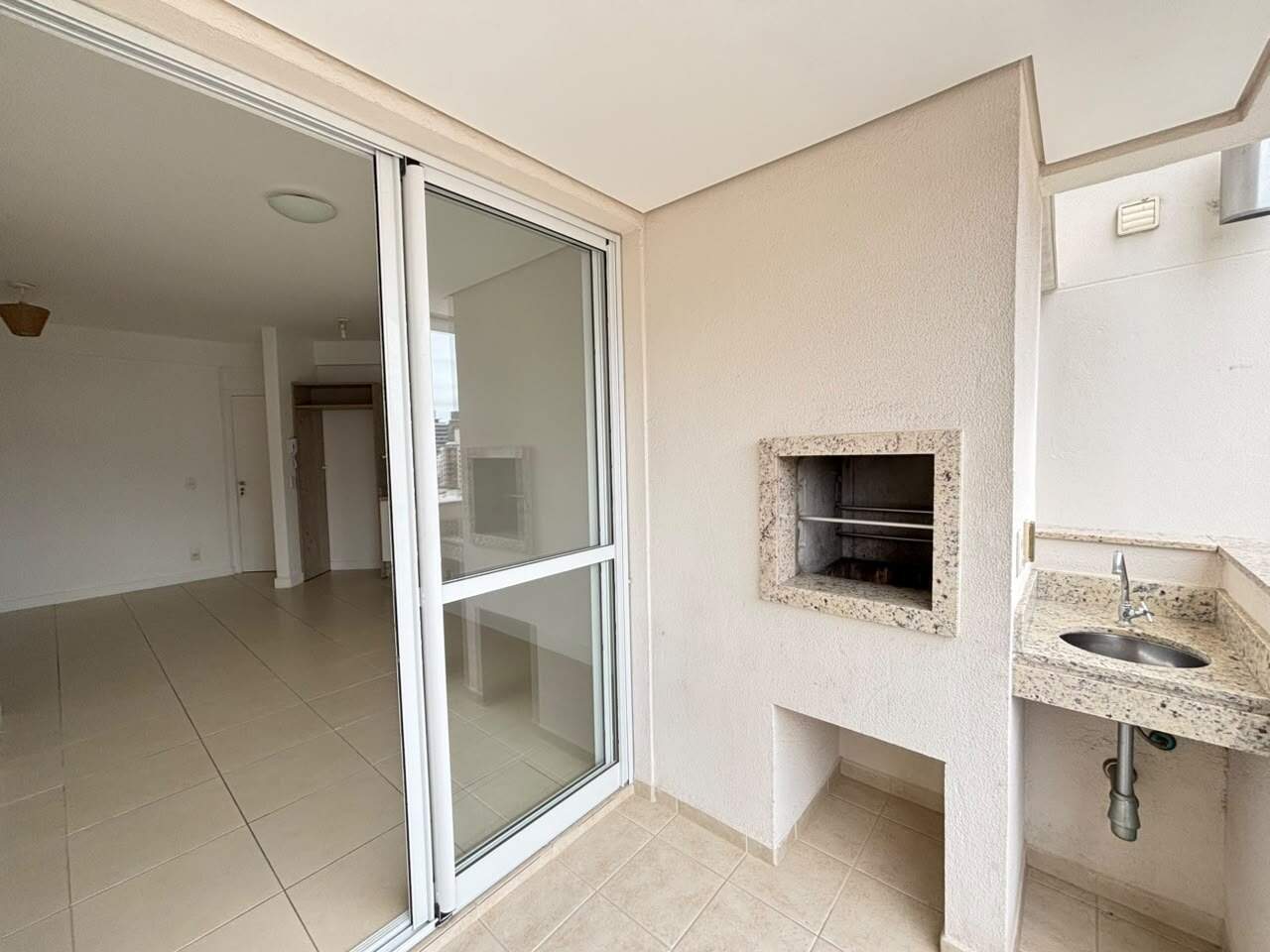 Apartamento para aluguel no Trindade:
