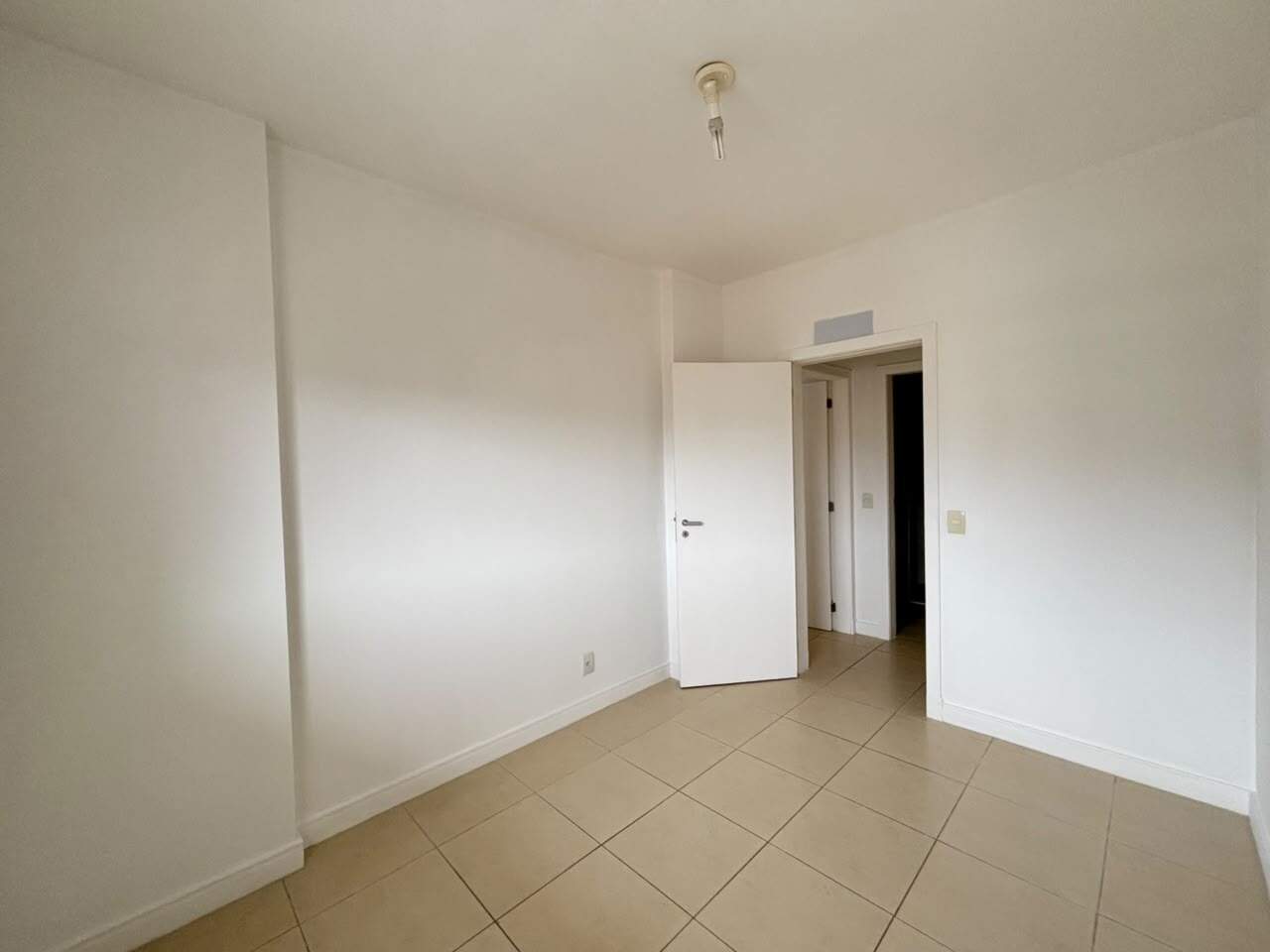 Apartamento para aluguel no Trindade: