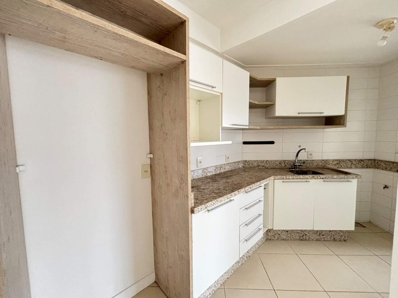 Apartamento para aluguel no Trindade: 