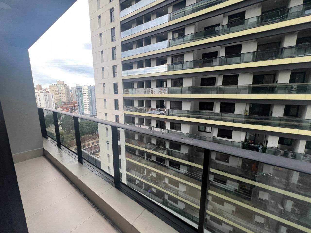 Apartamento para aluguel no Centro: 