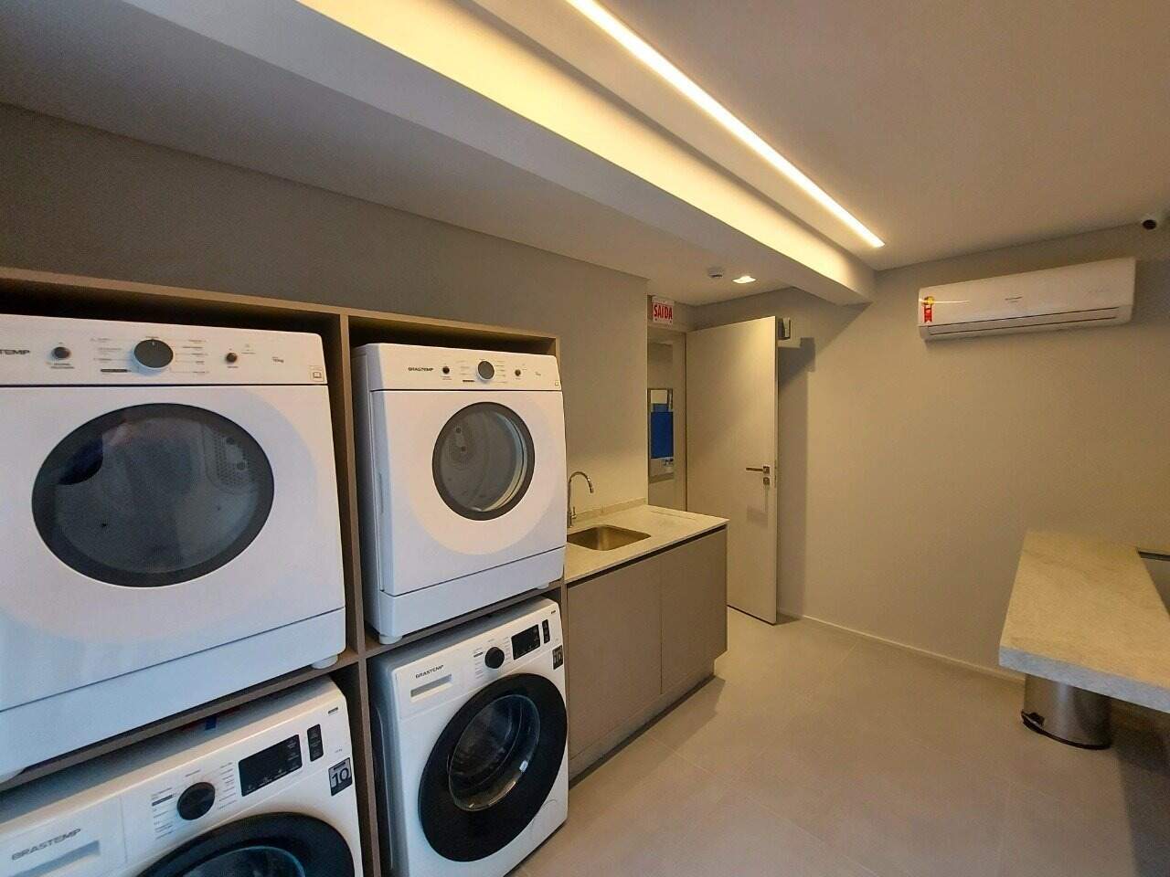 Apartamento para aluguel no Centro: 
