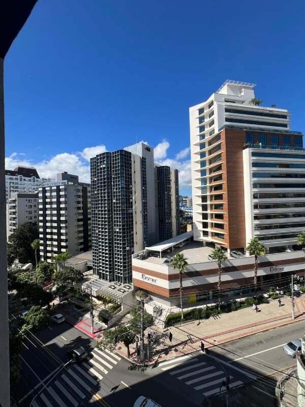 Apartamento para aluguel no Centro: 