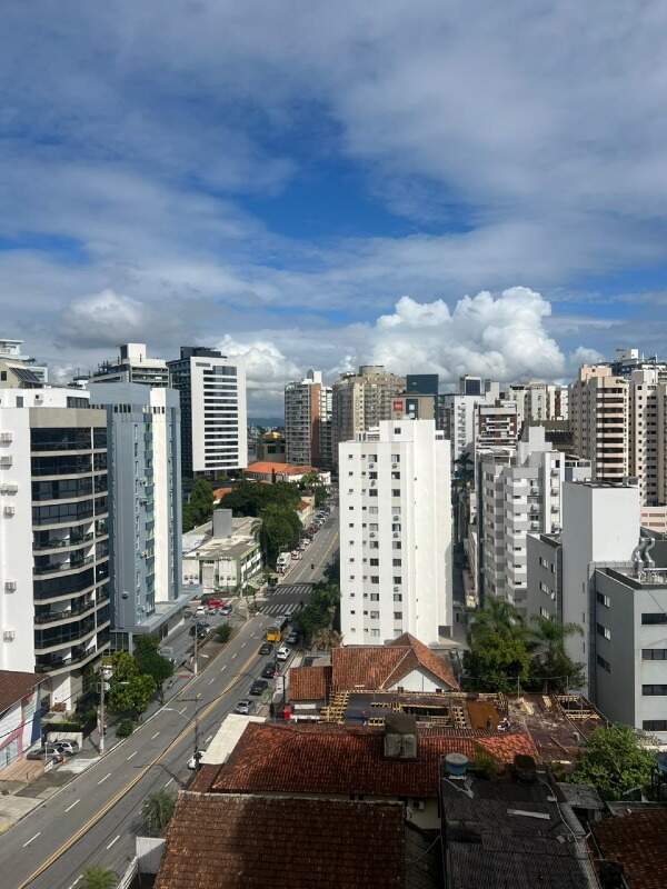 Apartamento para aluguel no Centro: 