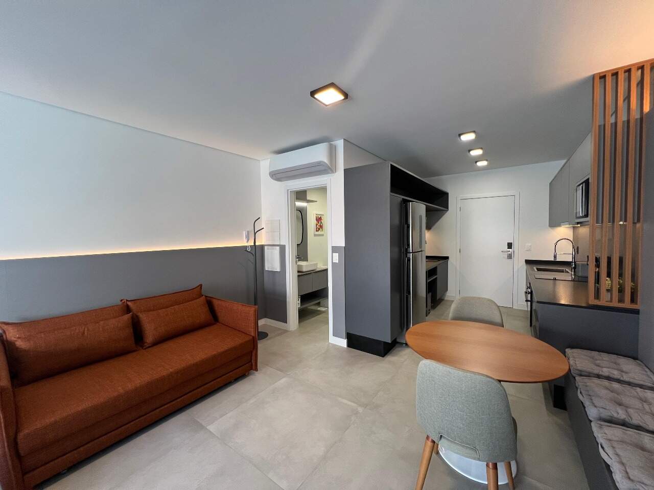 Apartamento para aluguel no Saco Grande: 
