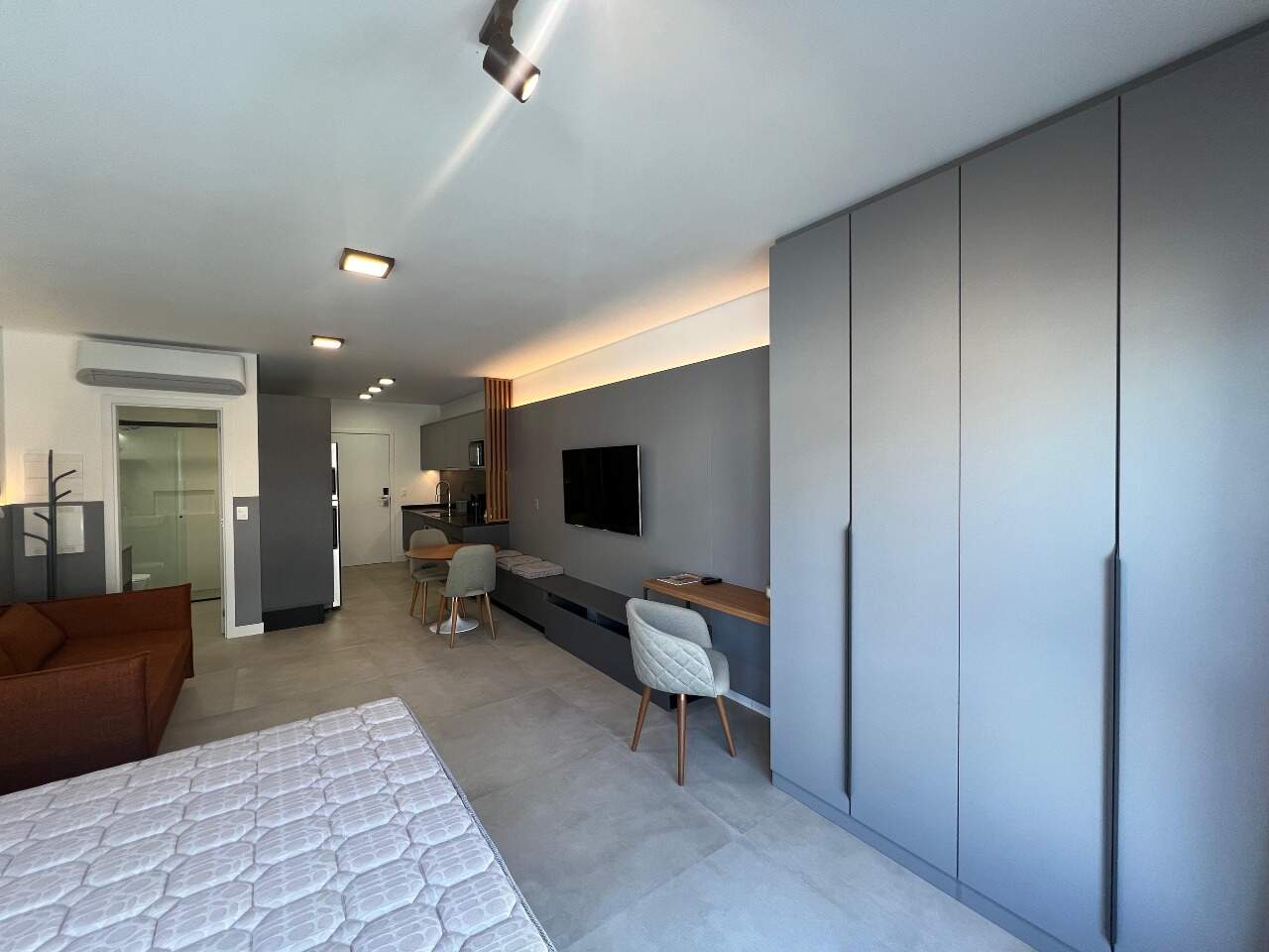 Apartamento para aluguel no Saco Grande: 