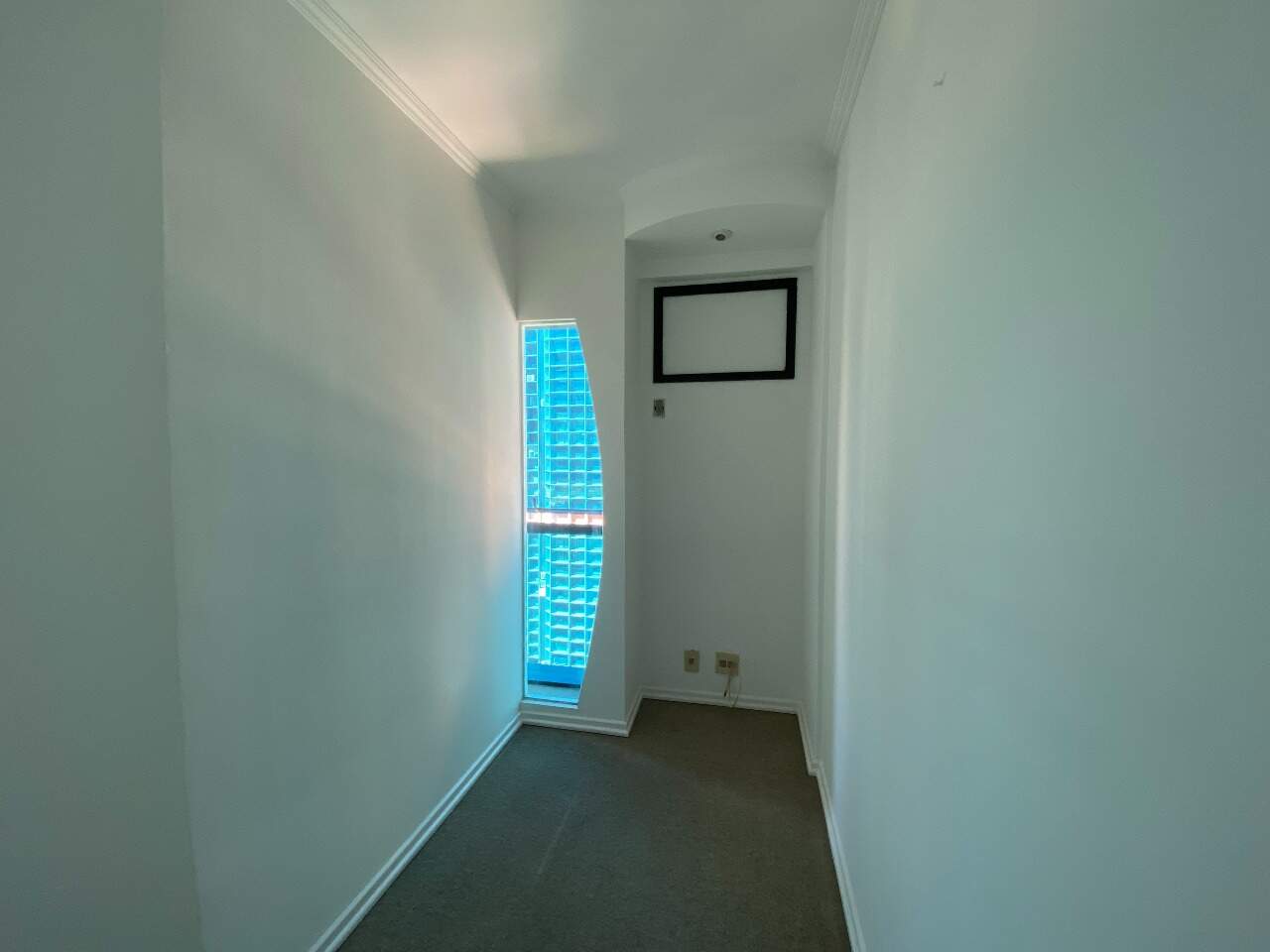 Sala para aluguel no Centro: 