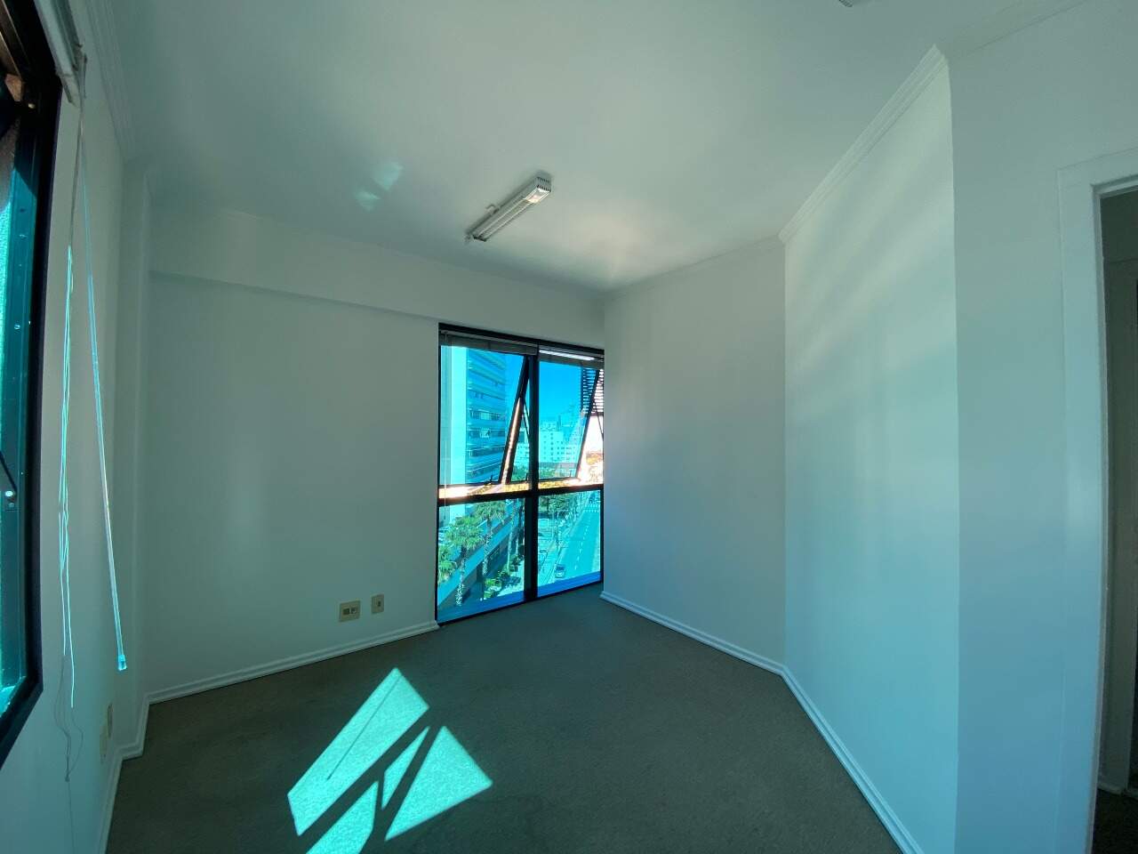Sala para aluguel no Centro: