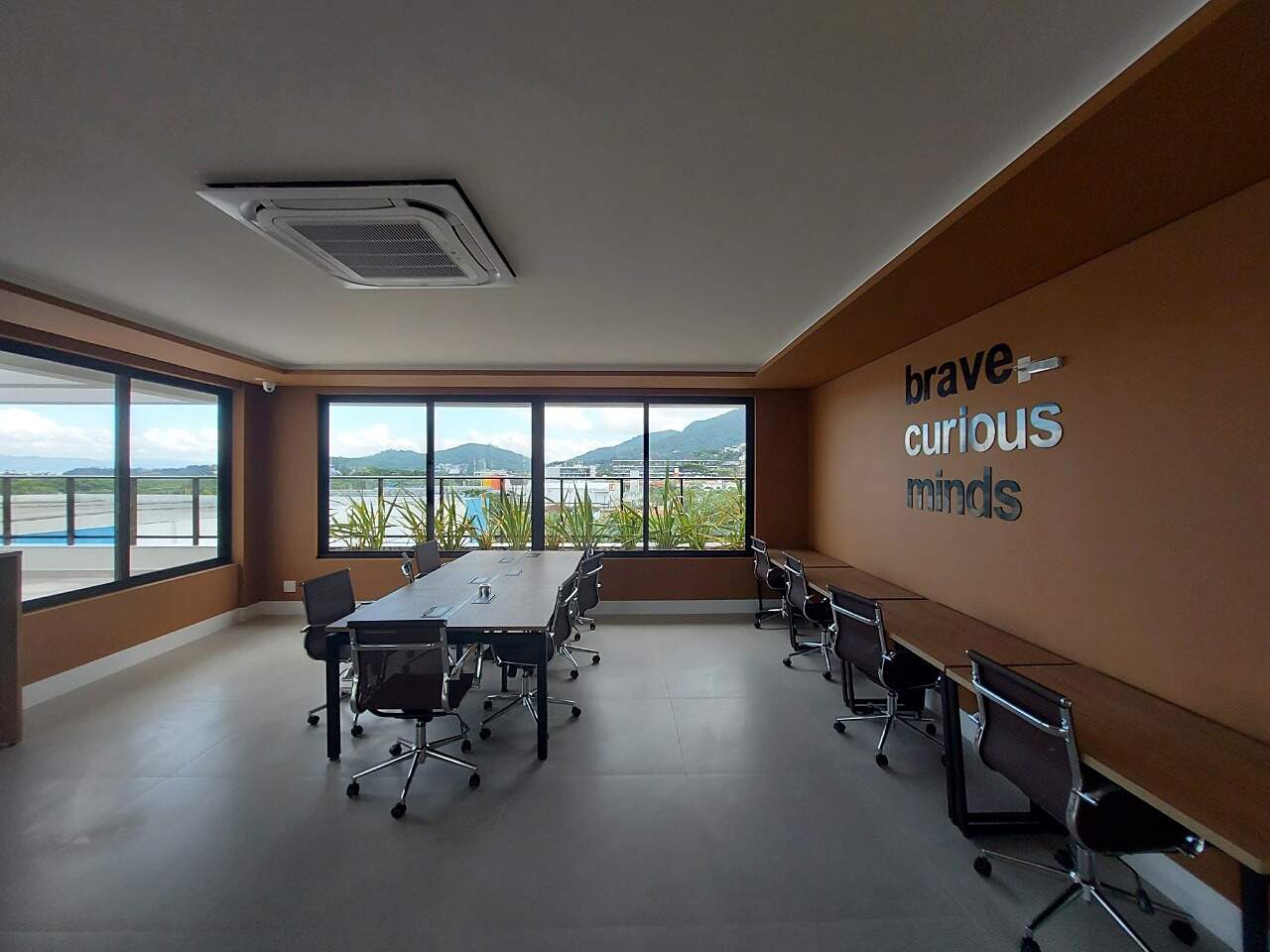 Apartamento para aluguel no Saco Grande: 