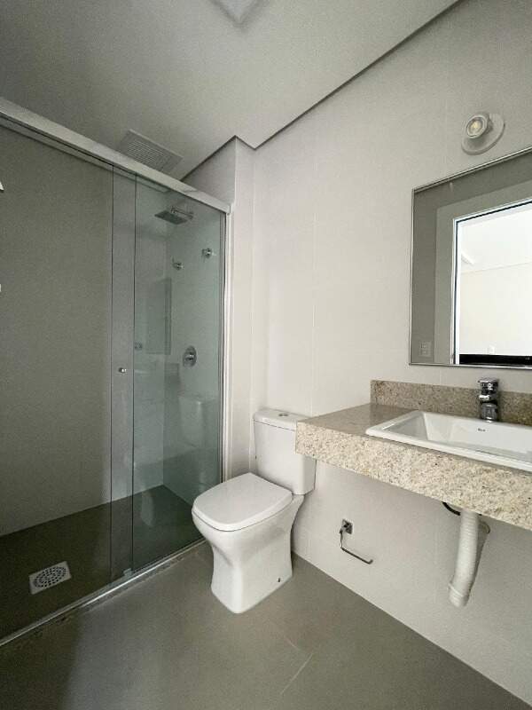 Apartamento para aluguel no Saco Grande: 