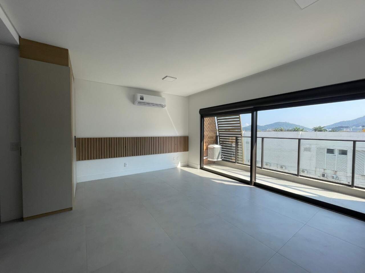 Apartamento para aluguel no Saco Grande: 