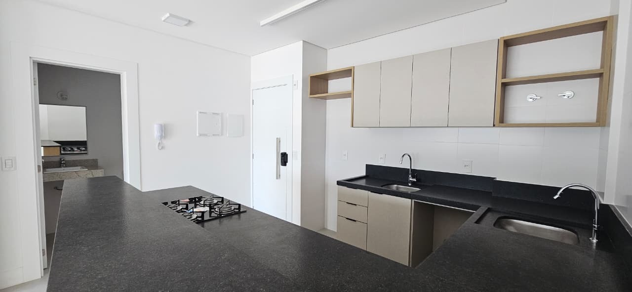 Apartamento para aluguel no Saco Grande: 